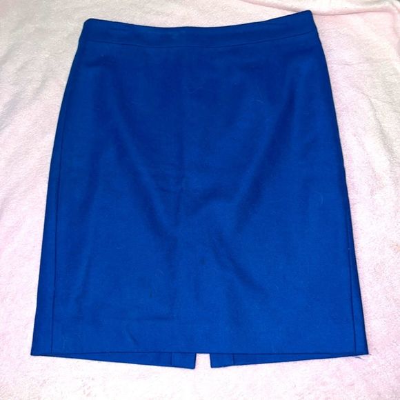 J. Crew Dresses & Skirts - The Pencil Skirt J. Crew skirt